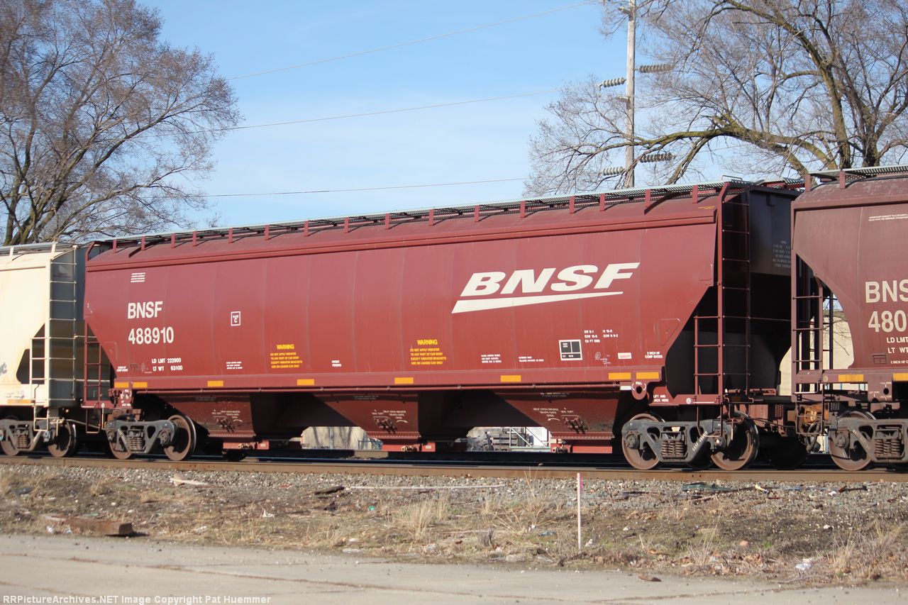 BNSF 488910