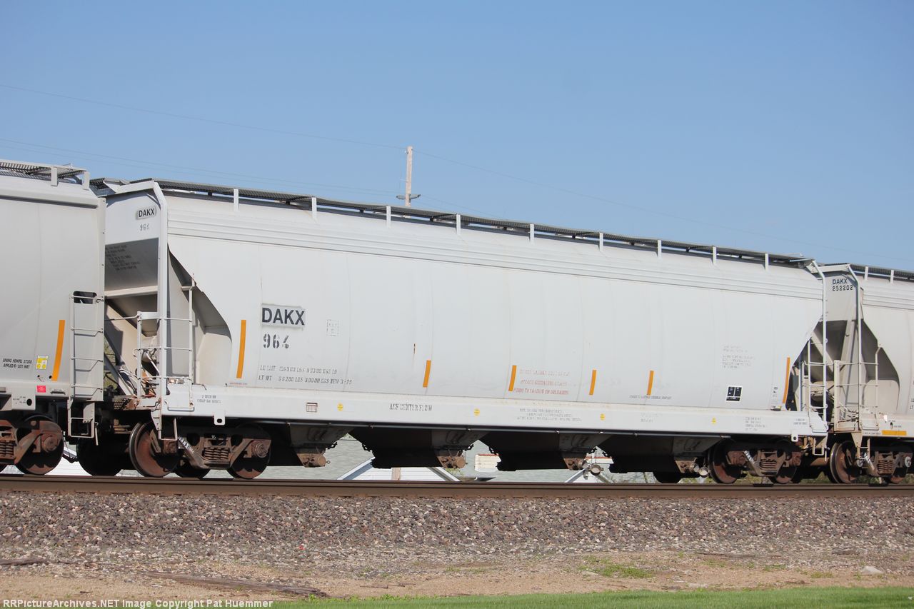 DAKX 964