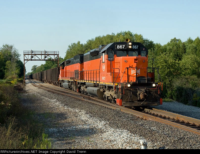 B&LE 867 & 907 arrive at Sandy Jct 