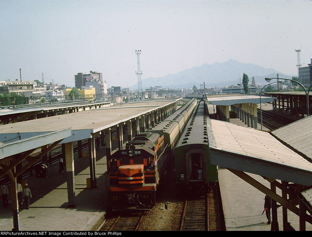 Old Seoul Station - Korea 1982