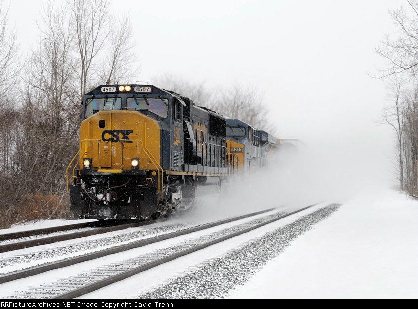 CSX 4507 leads Westbound CSX Q109 at MP QD101 on track number two.