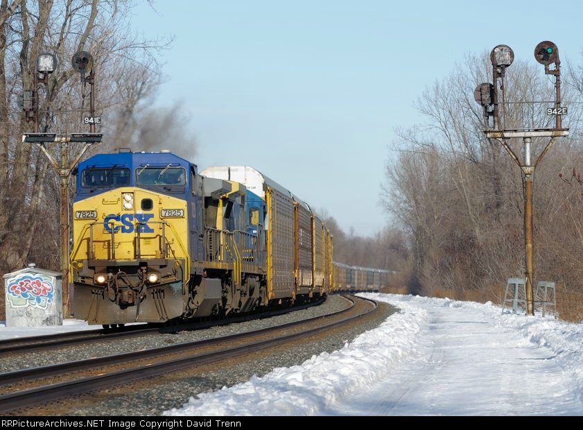 CSX 7825 leads Westbound CSX Q227 as it splits the signals at CP 94