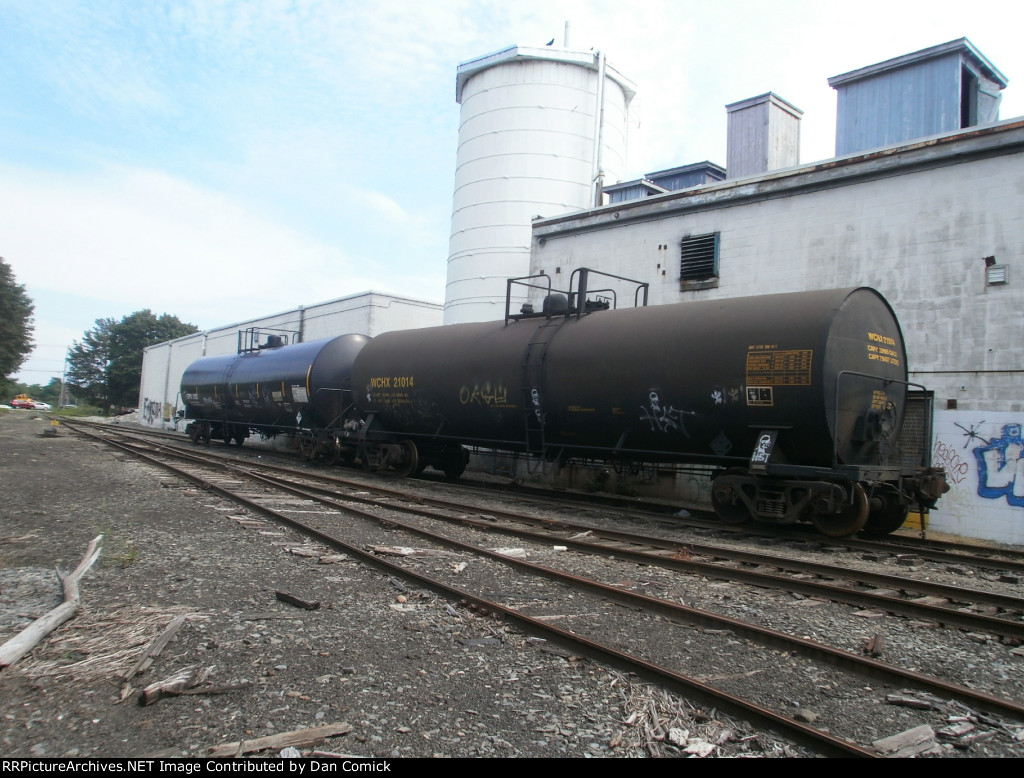 Tank Cars at Plasmine