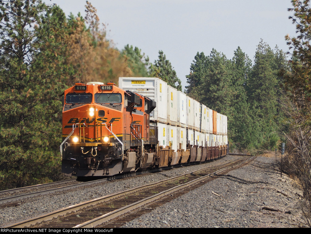 BNSF 6116