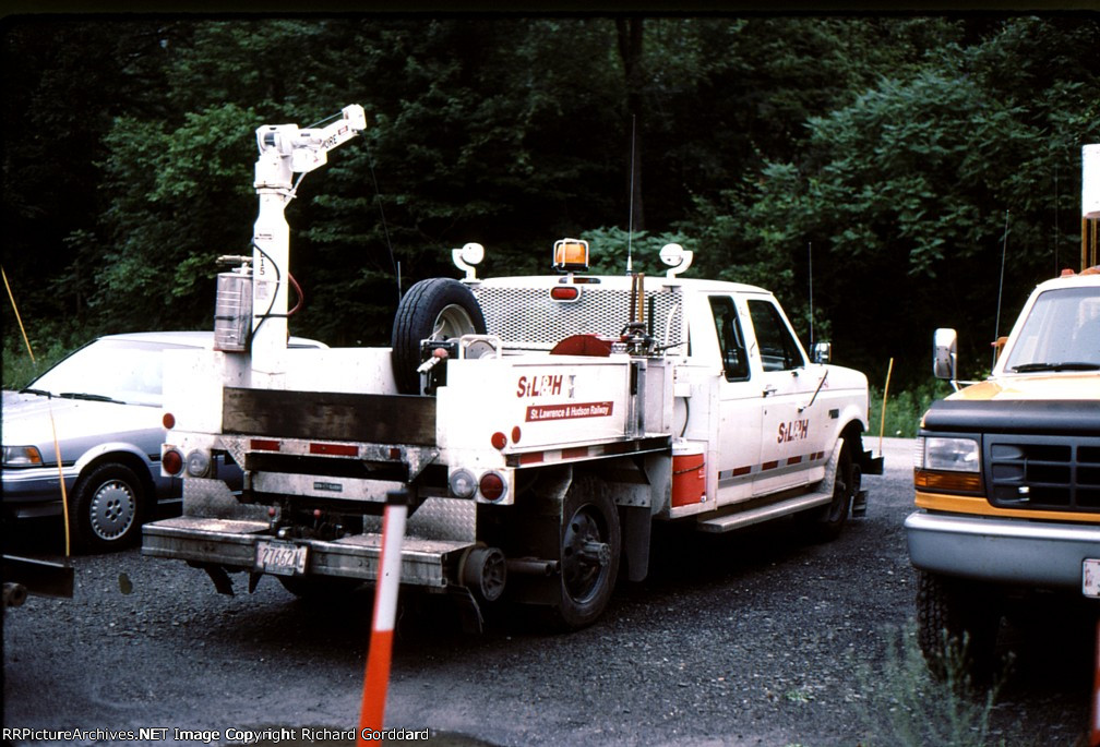SL&H work truck