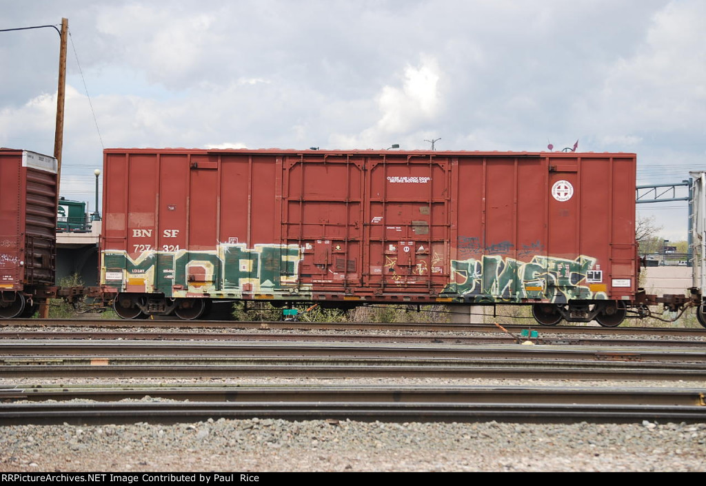 BNSF 727324