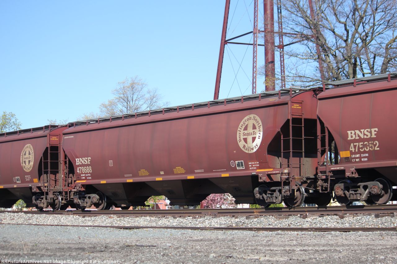 BNSF 487688