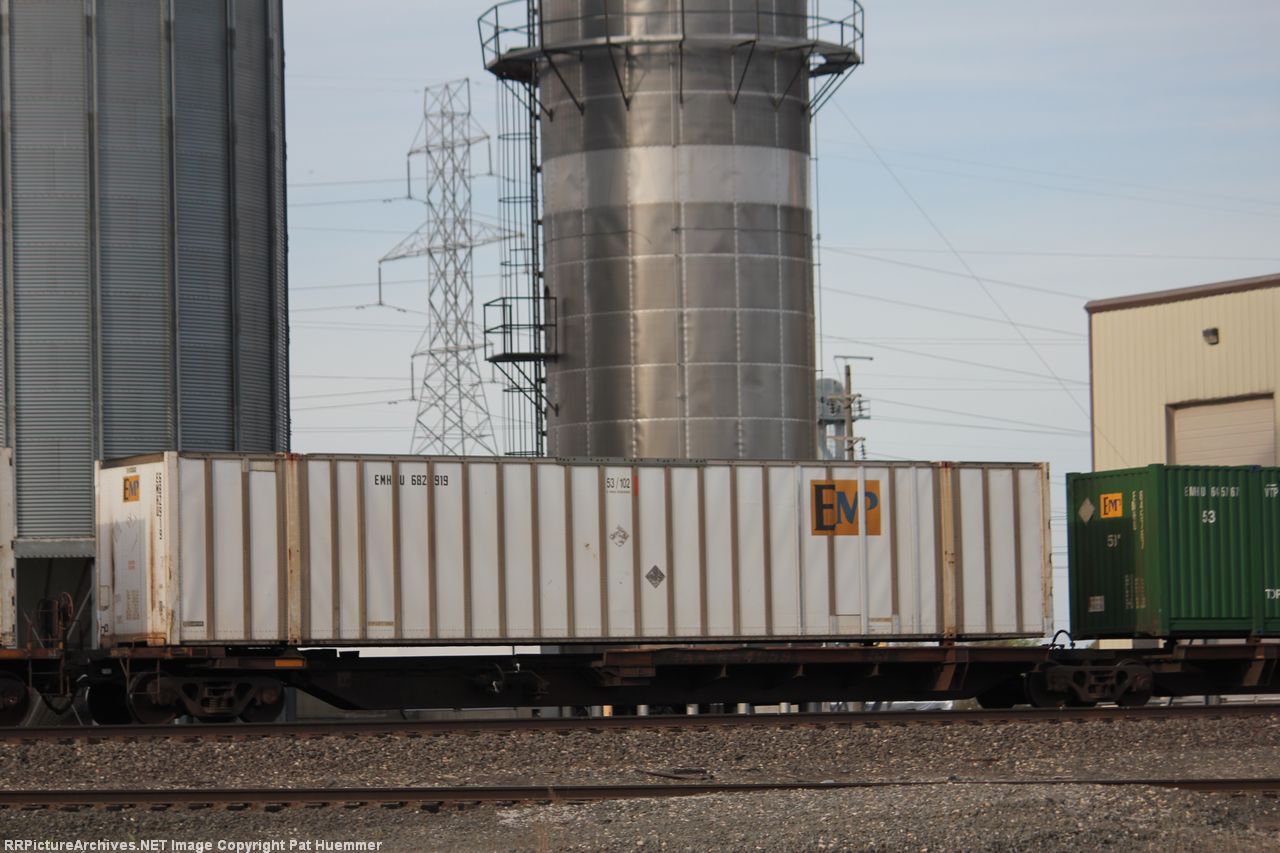 EMHU 682919