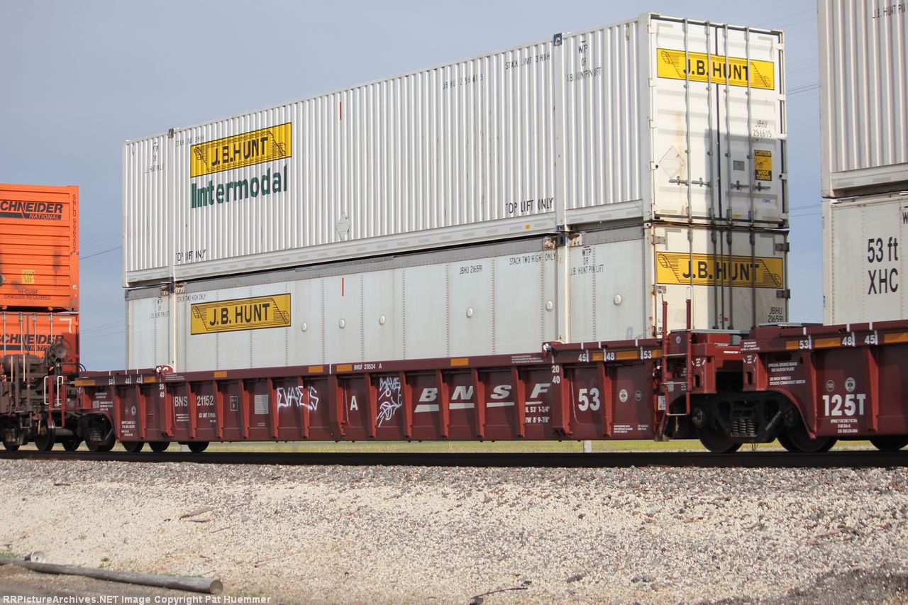 BNSF 211524