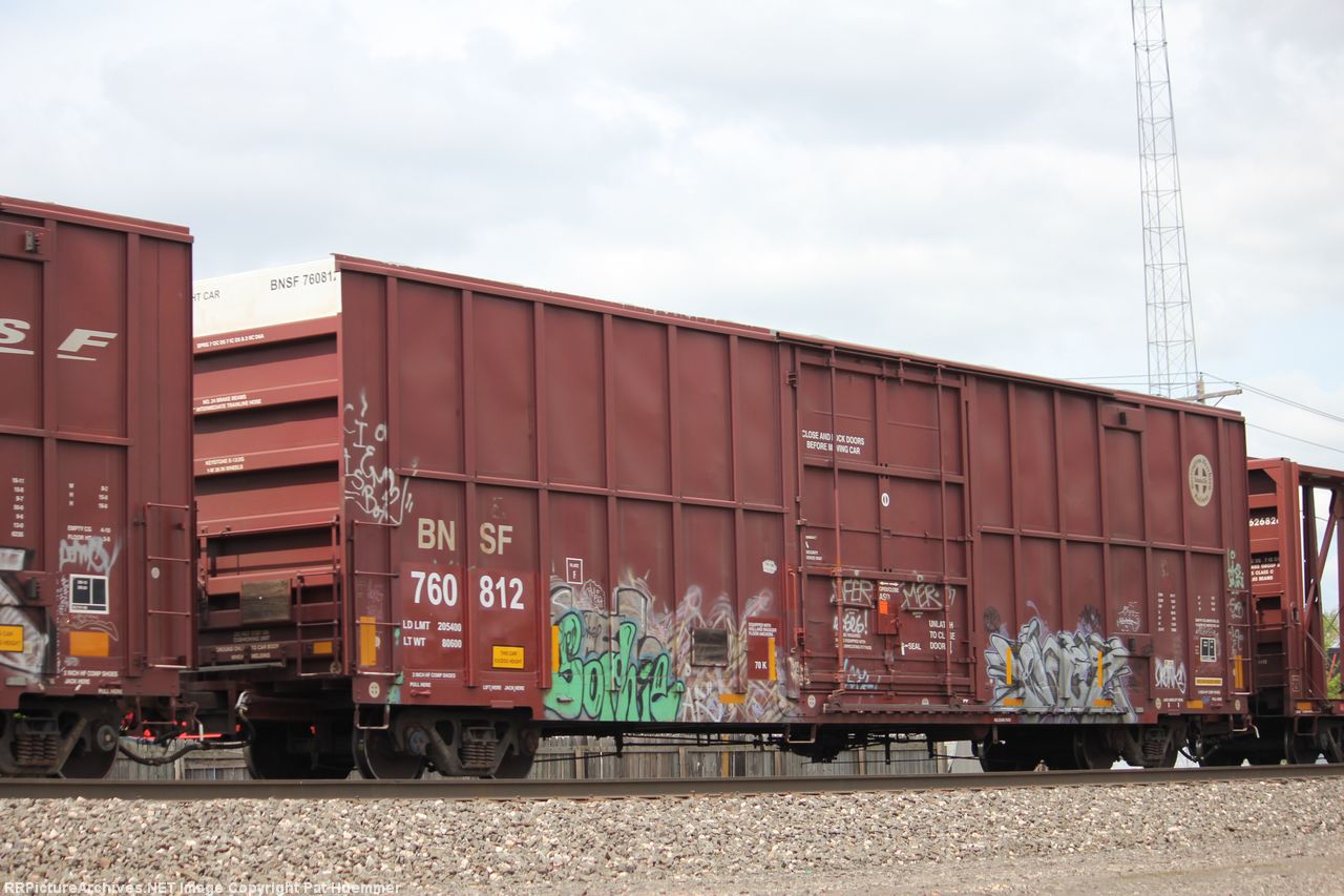 BNSF 760812