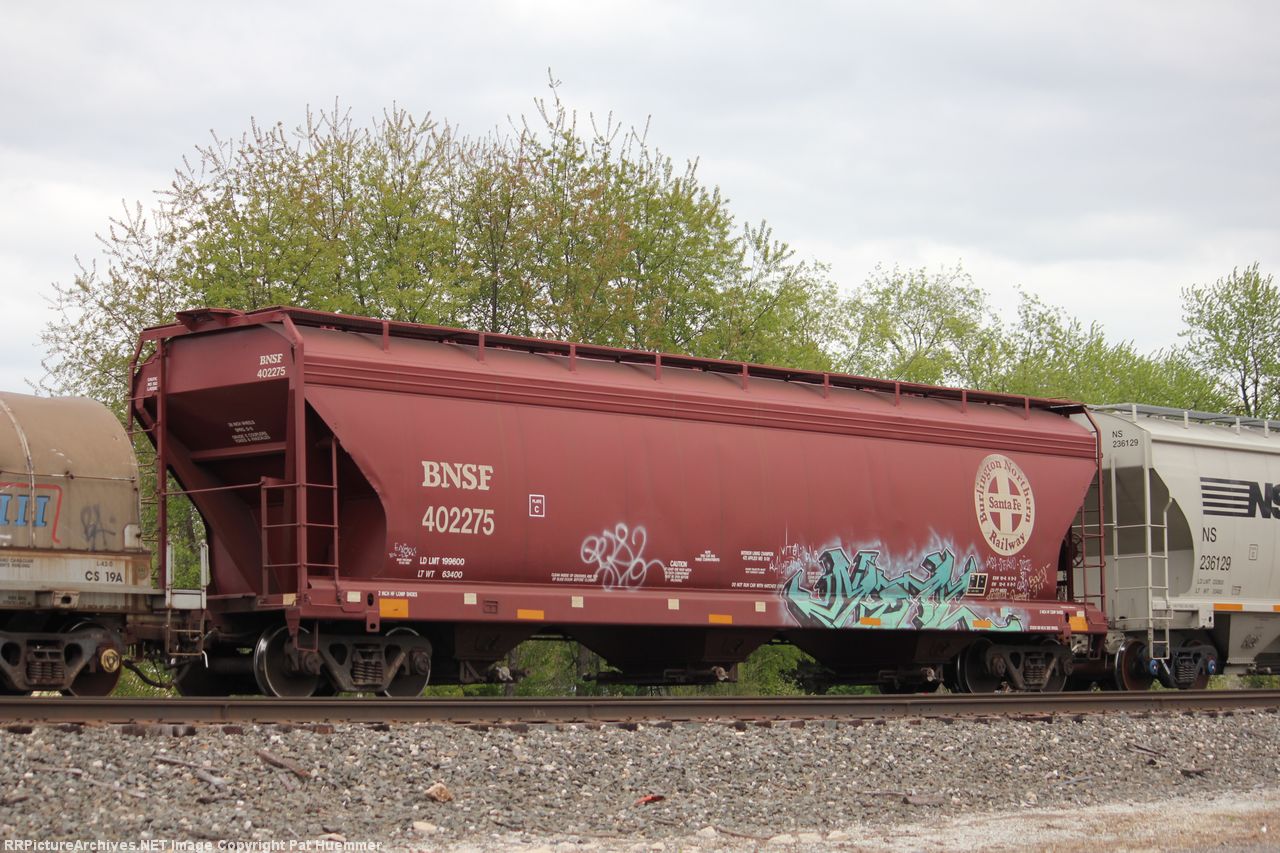 BNSF 402275