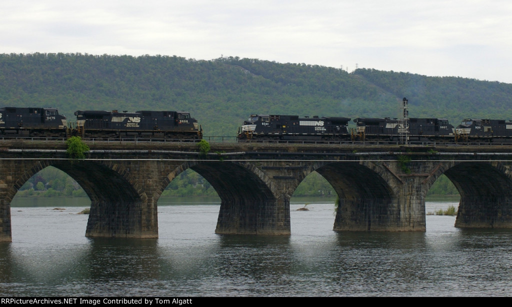 NS meet on the Rockville Bridge