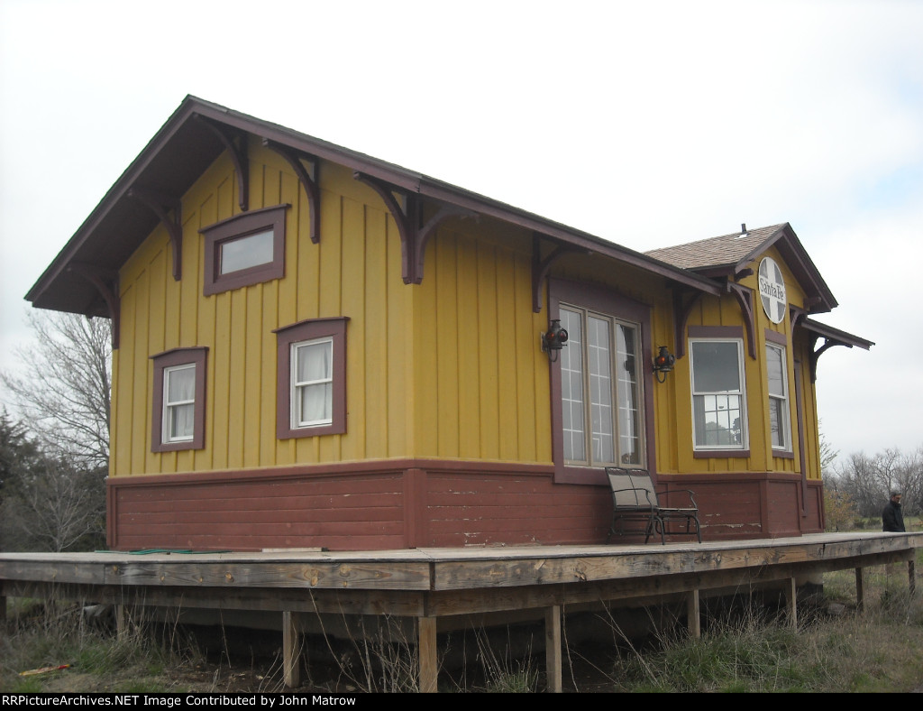 Former ATSF Rose Hill Depot