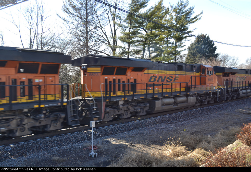 BNSF 6673