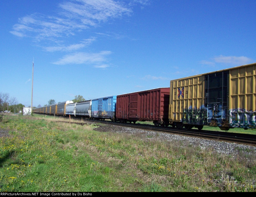 Auto Racks Give Way to Boxcars