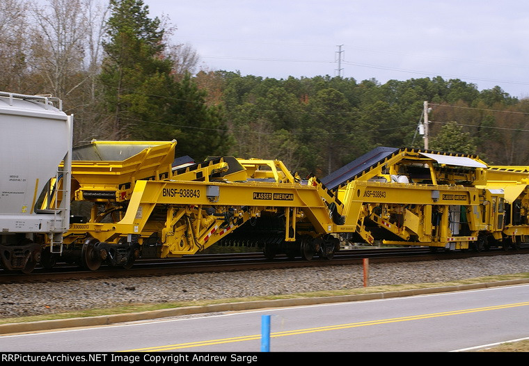 BNSF Plasser American Ballast Cleaner