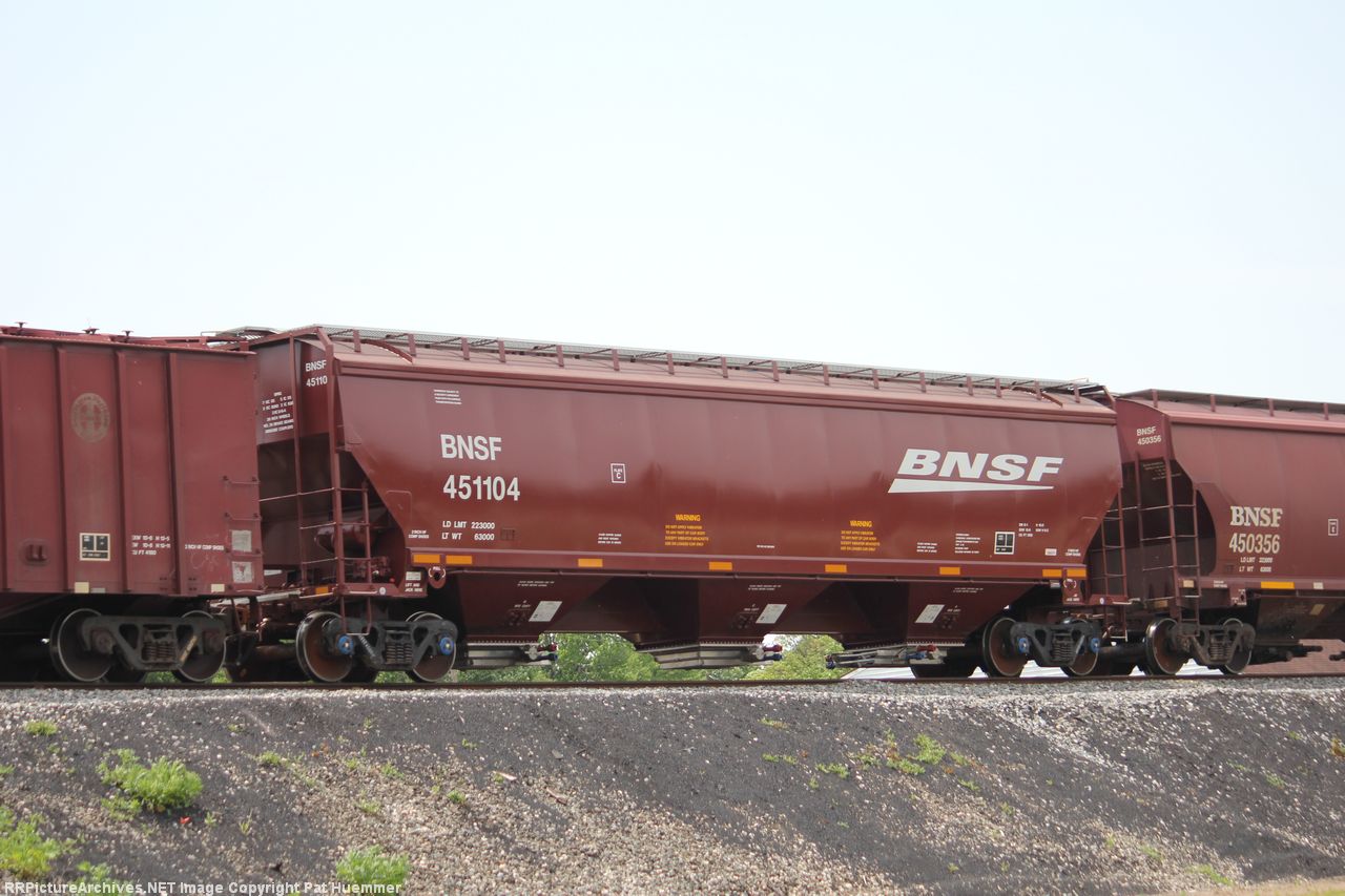 BNSF 451104