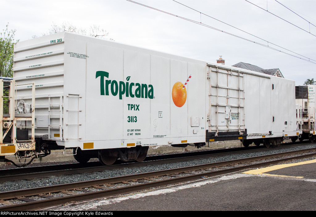 TPIX Reefer #3113 on Q409