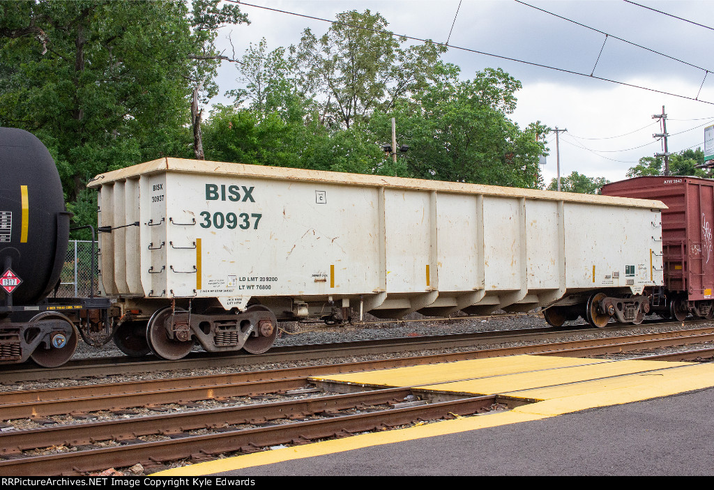 BISX Gondola #30937 on Q412