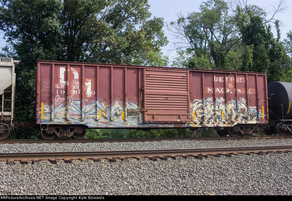 LRWN Box Car #195030 on 35A