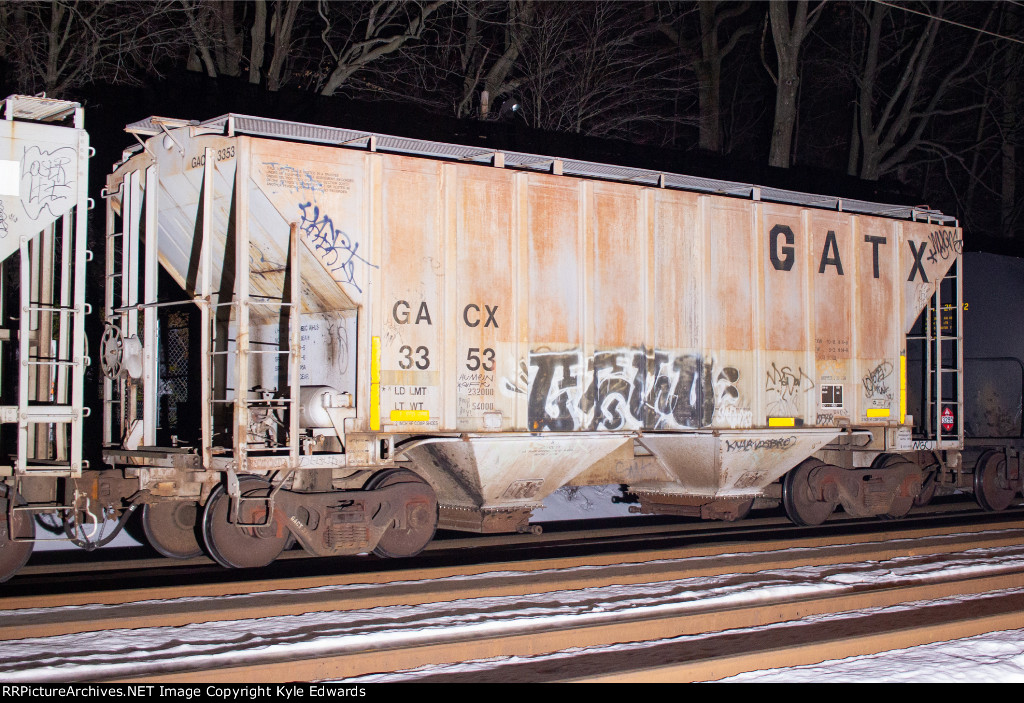 GACX Covered Hopper #3353 on Q301