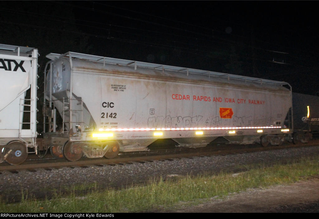 CIC Covered Hopper #2142