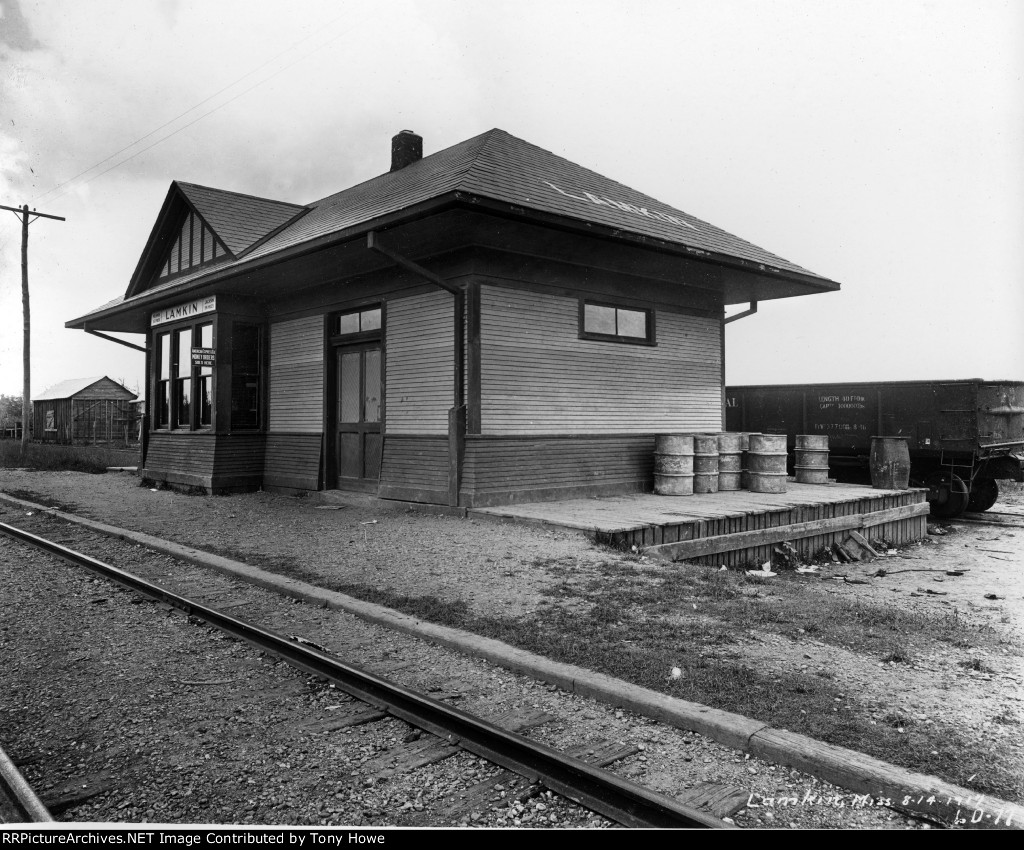 Y&MV Depot Lamkin MS