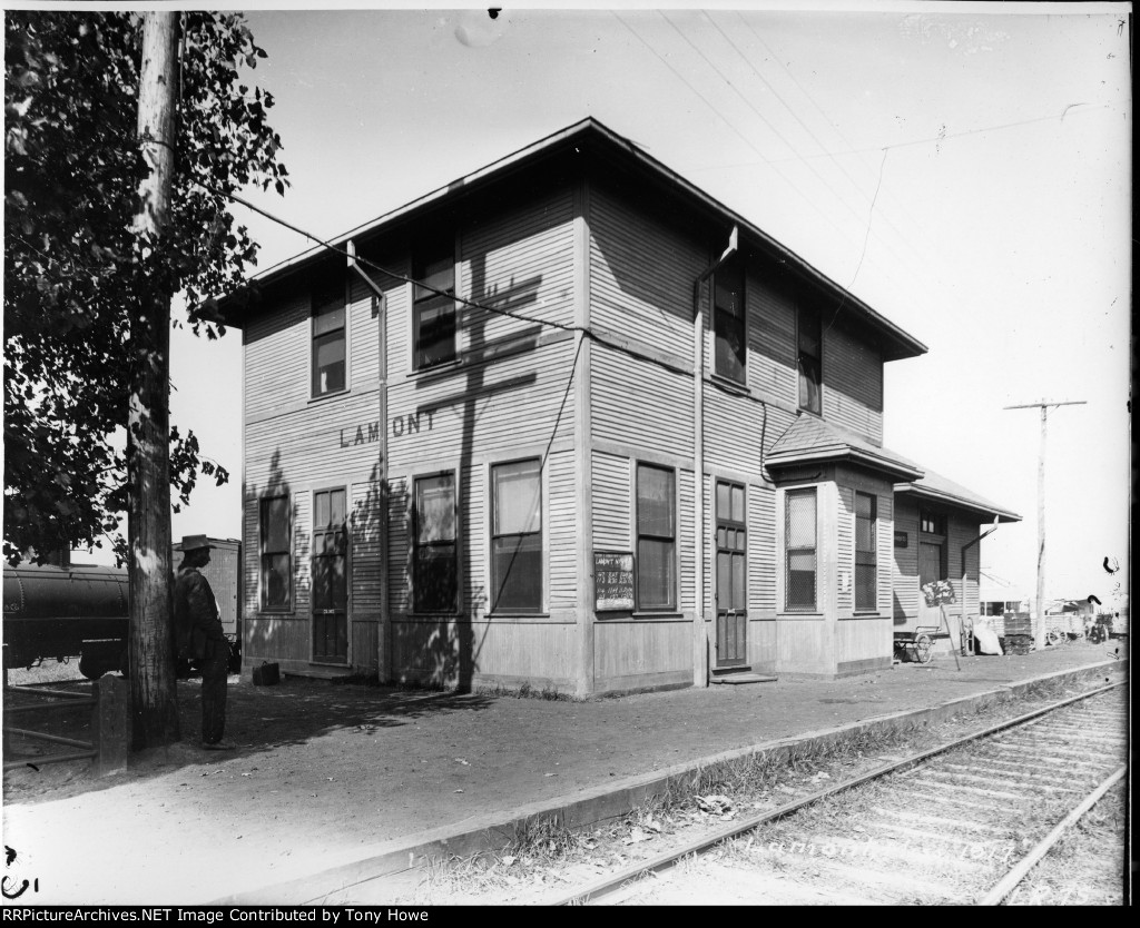 Y&MV depot Lamont MS