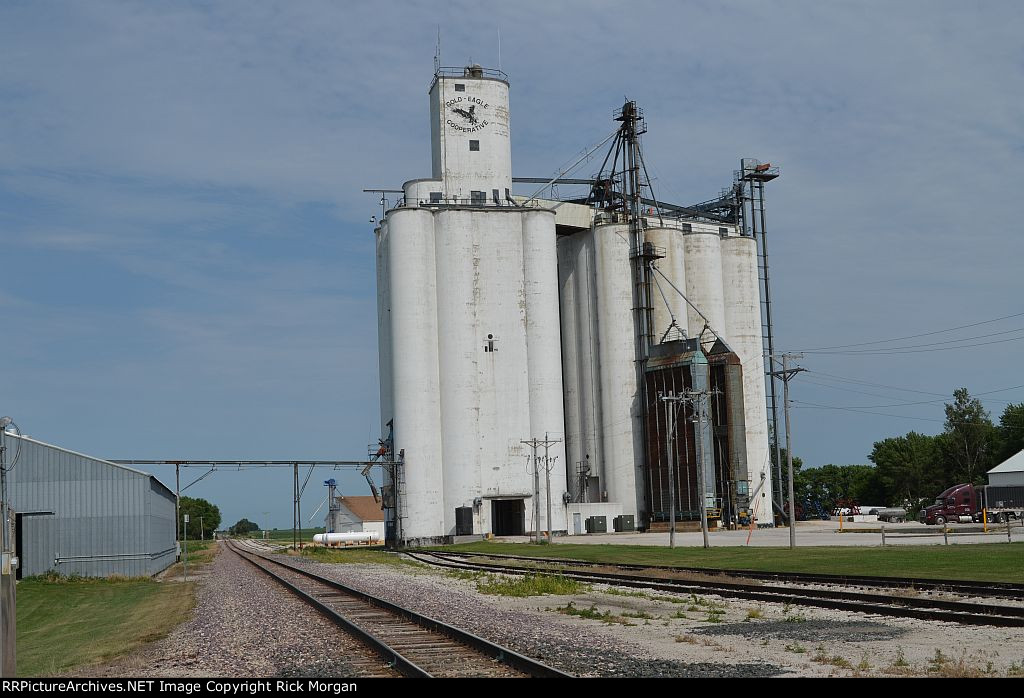 Gold-Eagle Co-Op Elevator, Hardy IA