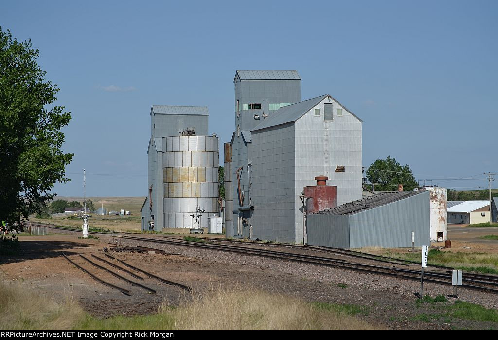 Grain Elevators at Plevna