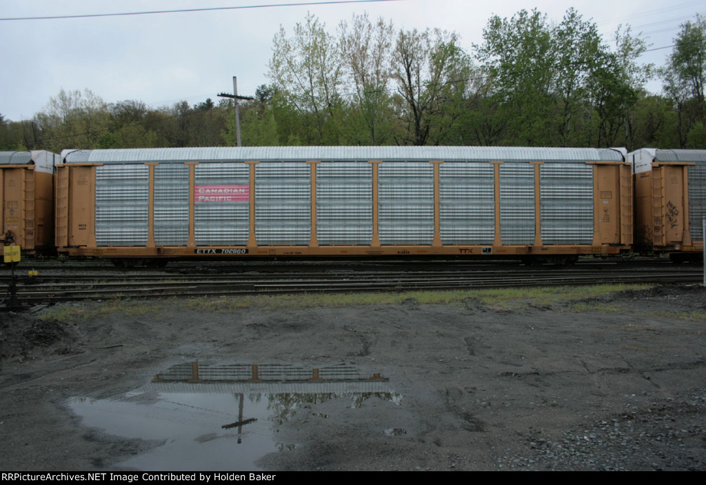 ETTX 702860, CP Autorack NKCR 6470