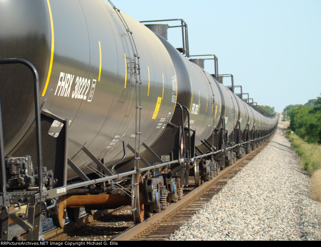 Empty unit ethanol tank car train