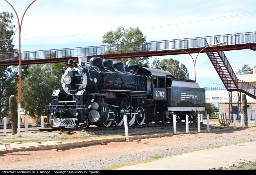 Steam loco at Benjamin Hill, Sonora