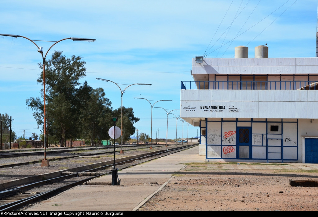 Benjamin Hill Station, Line T-150