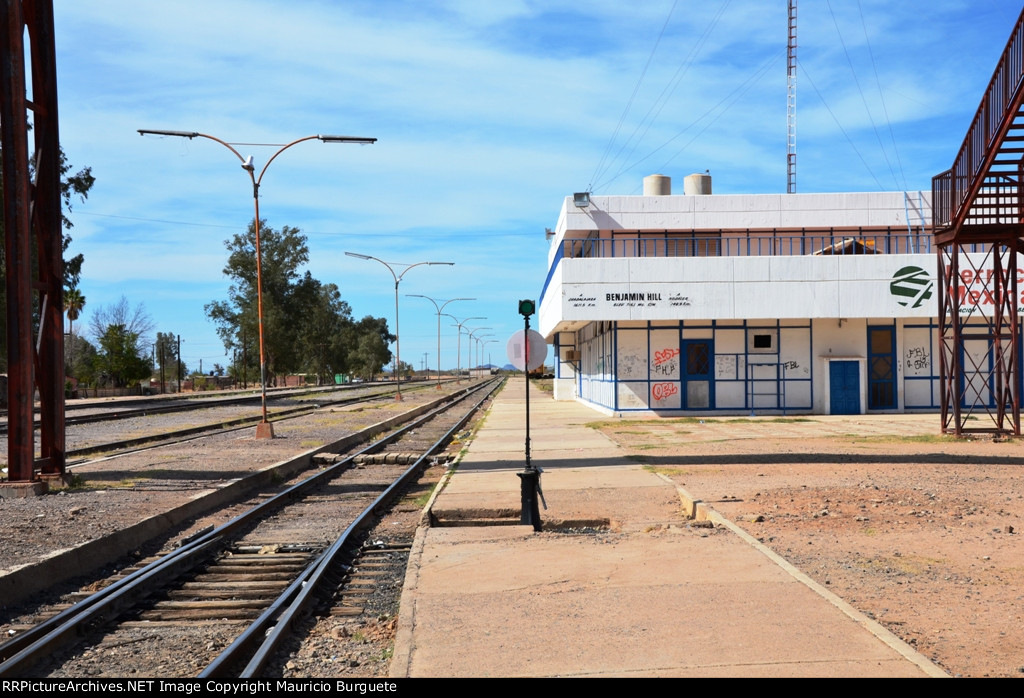 Benjamin Hill Station, Line T-150