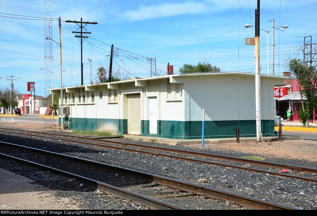Small warehouse, Benjamin Hill, Sonora