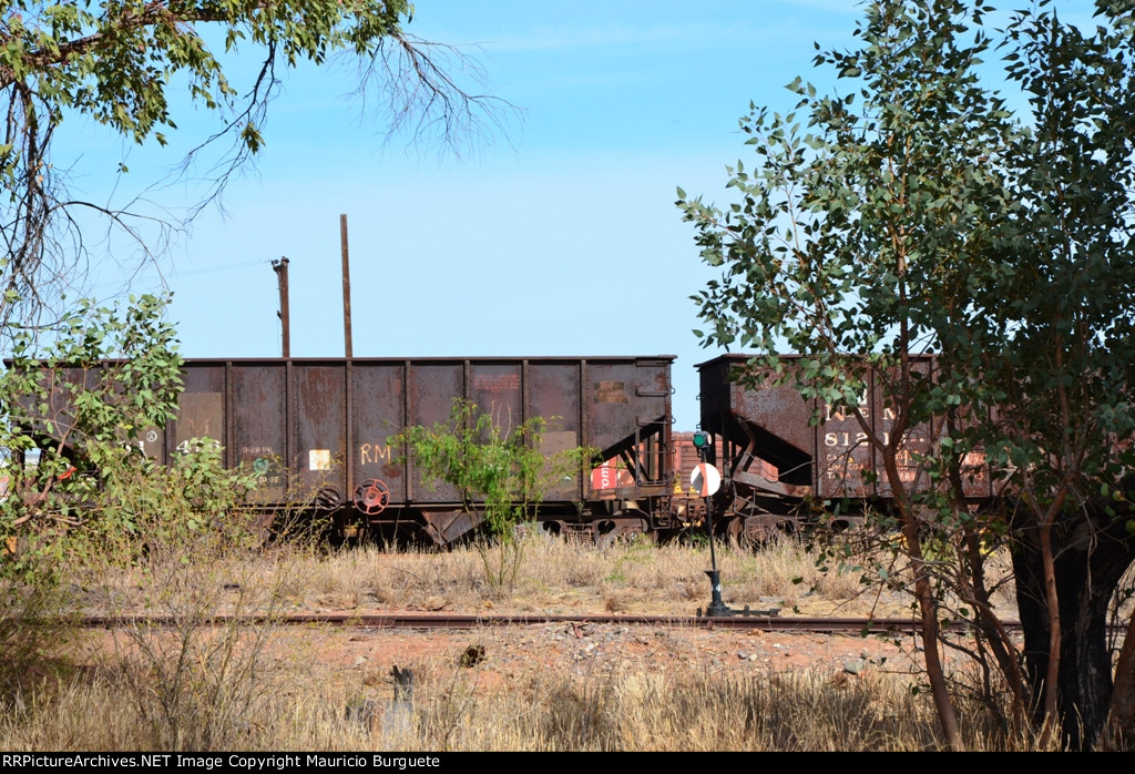 NdeM Hoppers MoW in old repair shop