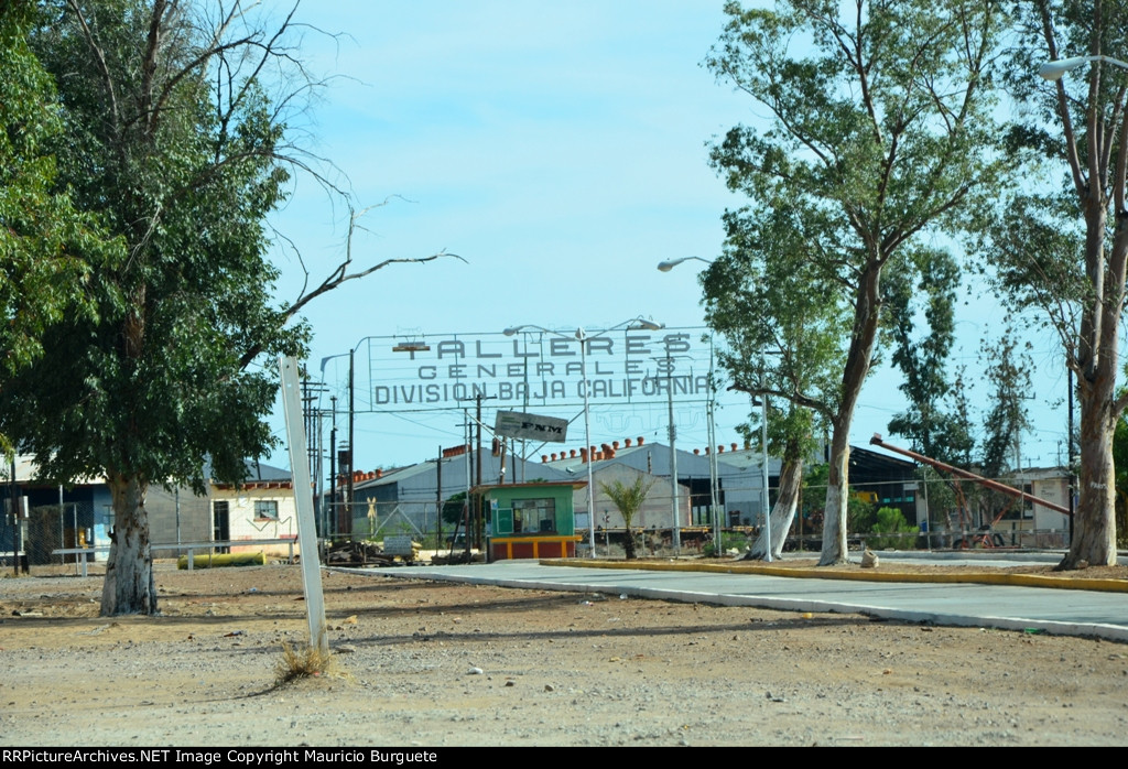 Former Repair shops in Benjamin Hill