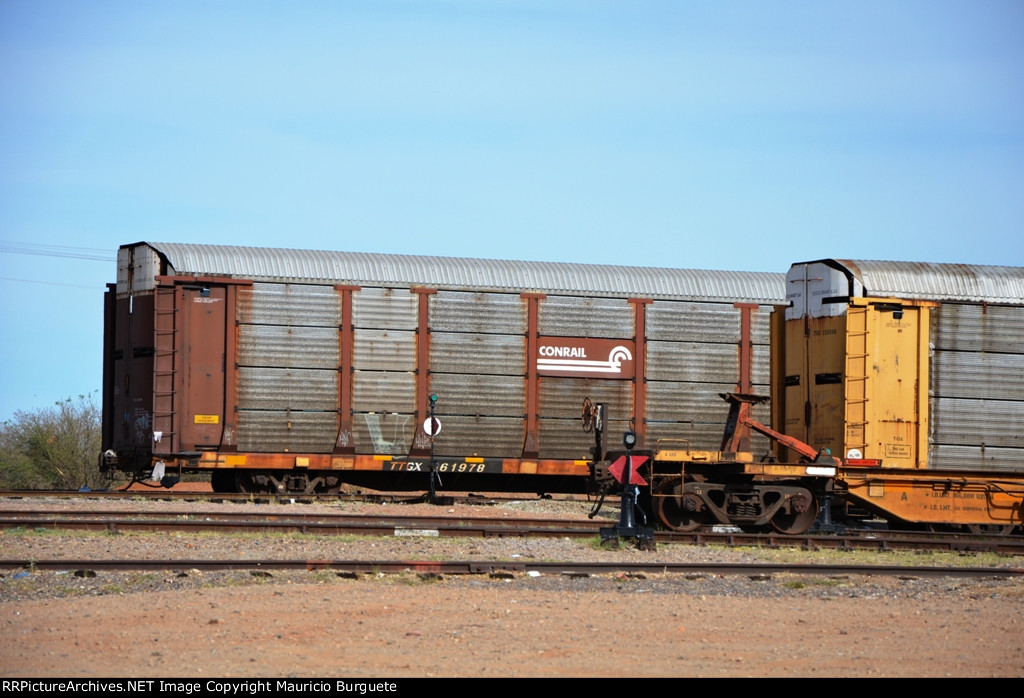 TTGX Conrail Autorack