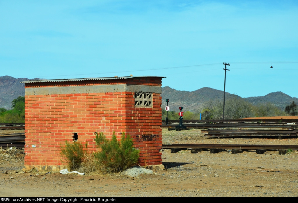 Yard switches and trackside structure