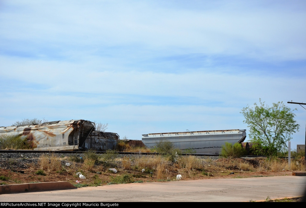 SP & NRLX Hoppers damaged