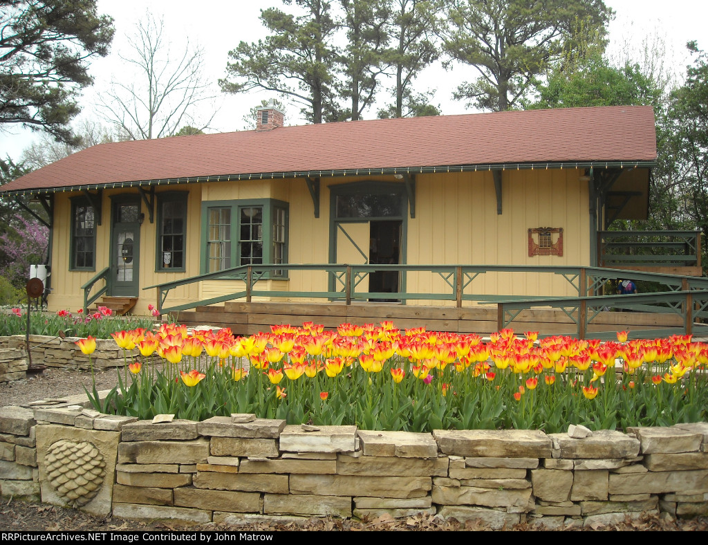 Former ATSF Oxford Depot