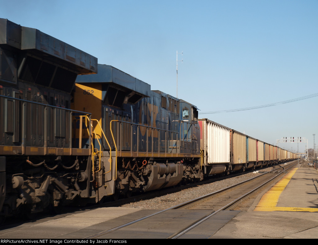 CSX 852