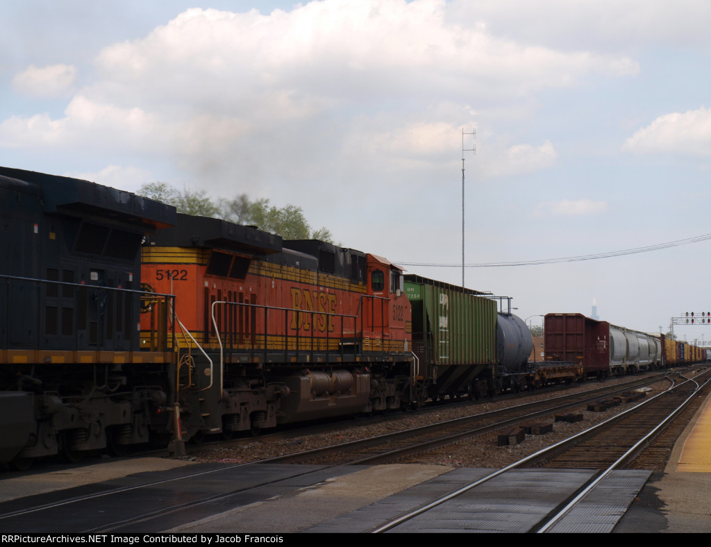 BNSF 5122