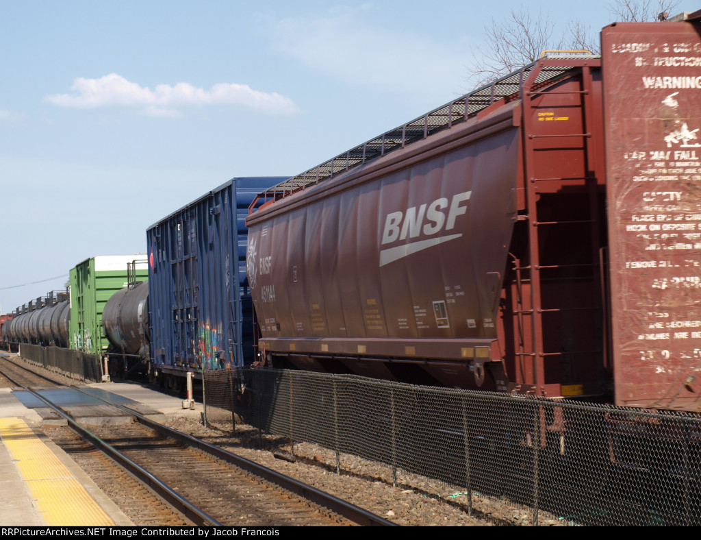 BNSF 451144
