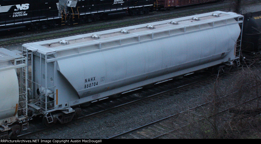 NAHX 550704
