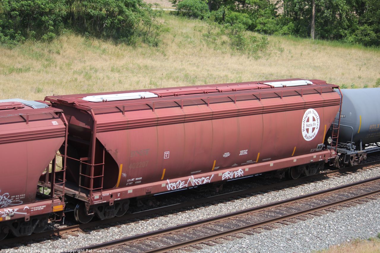 BNSF 402207