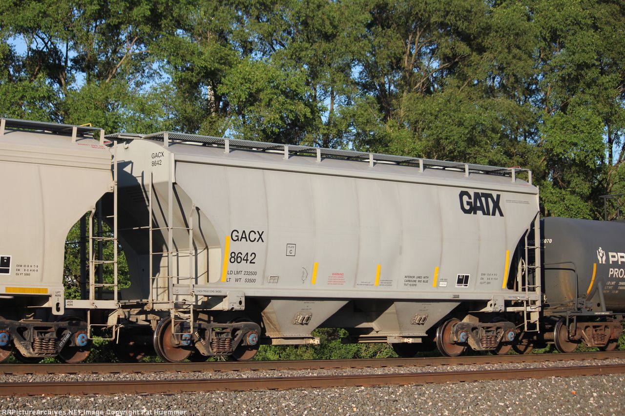 GACX 8642