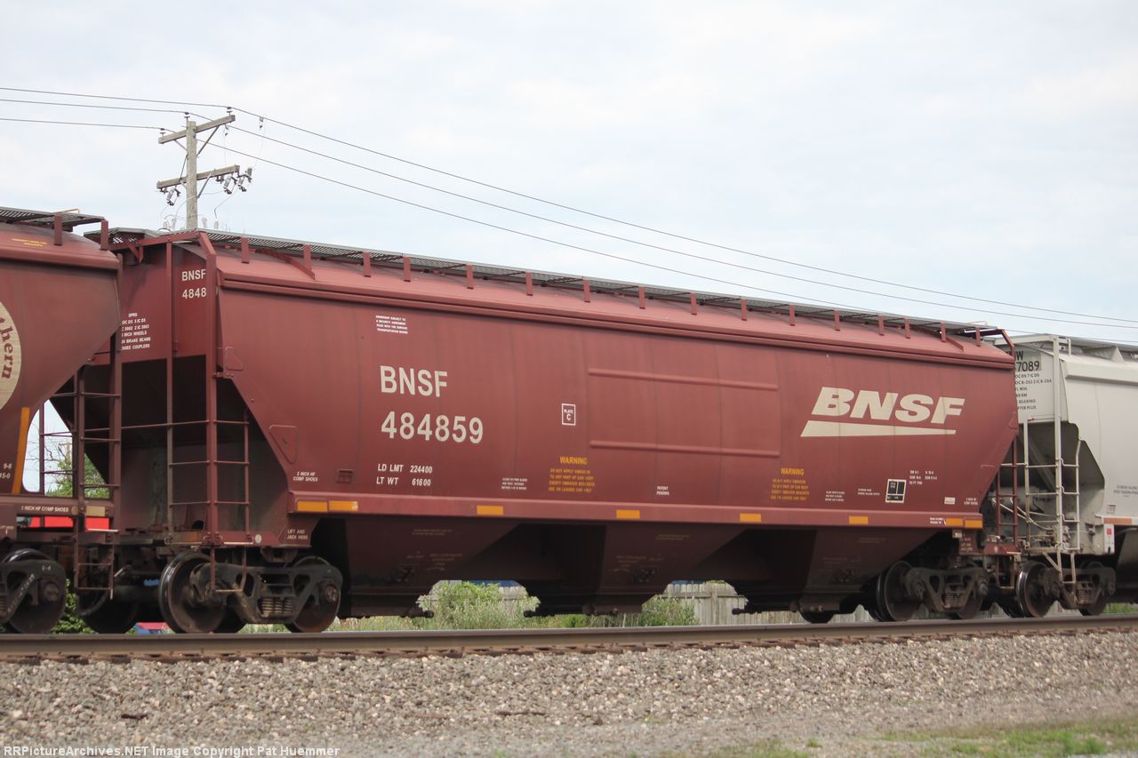 BNSF 484859