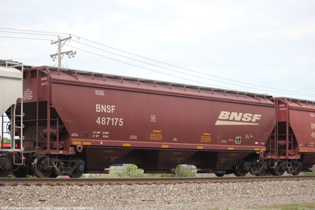 BNSF 487175